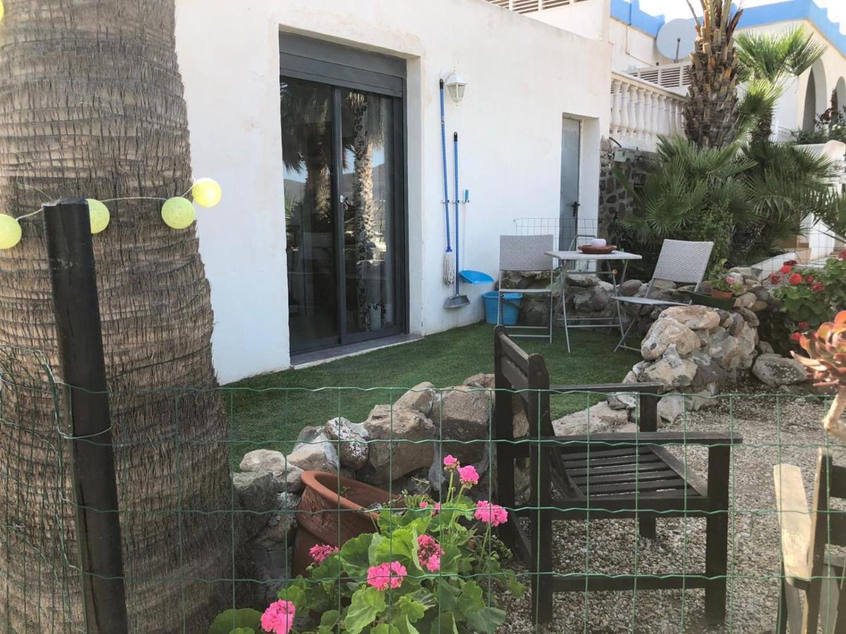 Bungalows & Estudios Los Escullos Almería Eksteriør billede